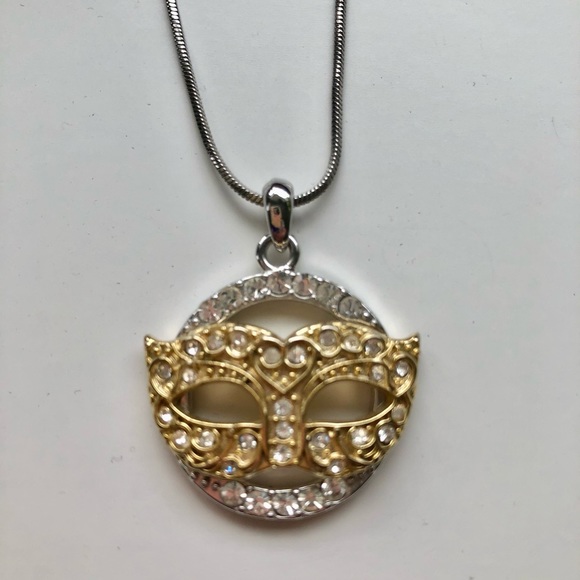 Masquerade necklace - Picture 2 of 2